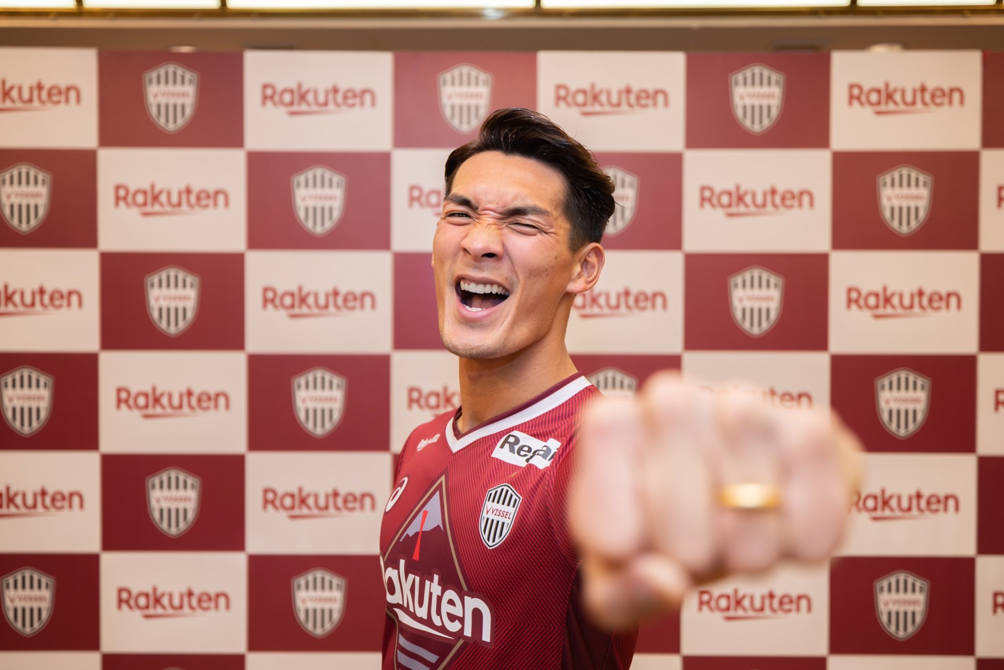 山口 蛍のプロフィール 推定年俸 Jリーグ掲示板 サッカーまとめ