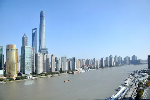 中国の黄浦江ナイトクルーズ