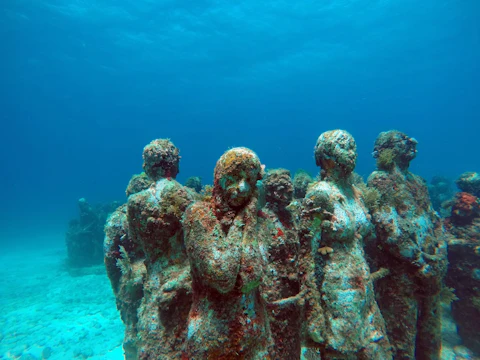 メキシコのカンクン海底美術館