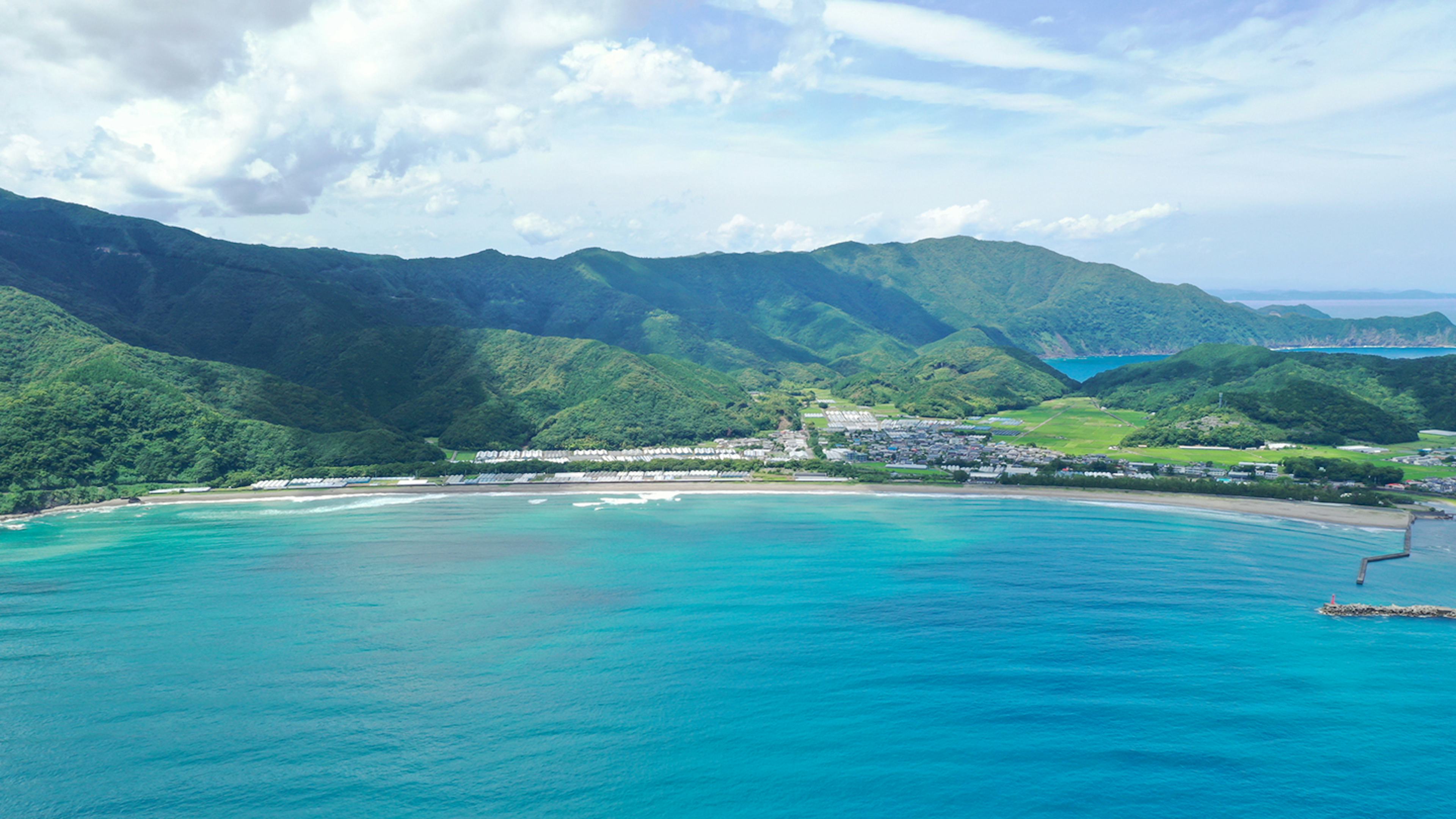 透明度AAの海を満喫！四万十町「興津海水浴場」の見どころを紹介