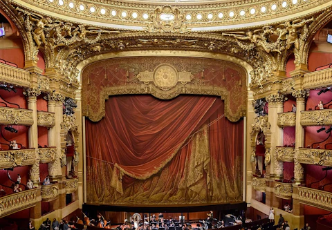 パリのオペラ座ガルニエ宮