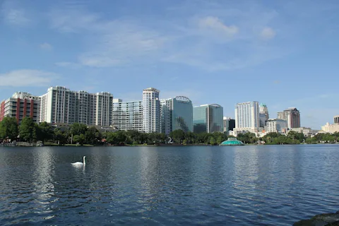 オーランドのエオラ湖