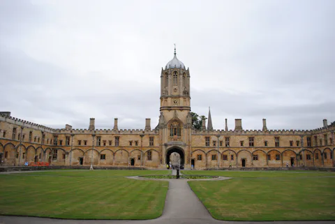 オックスフォード大学