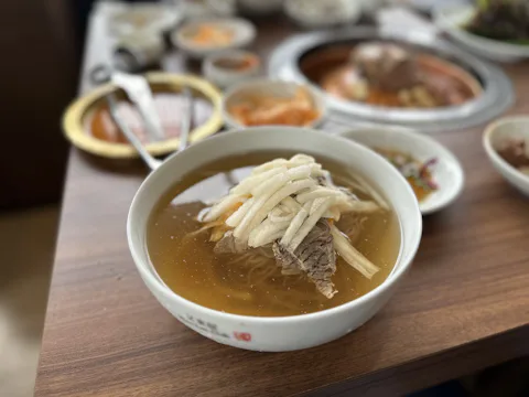 韓国の又来屋 Woo Lae Oak(ウレオク)