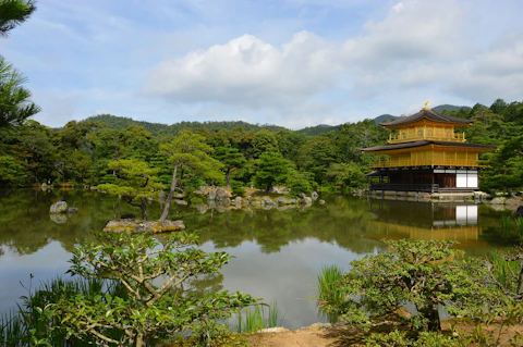 京都の金閣寺エリア