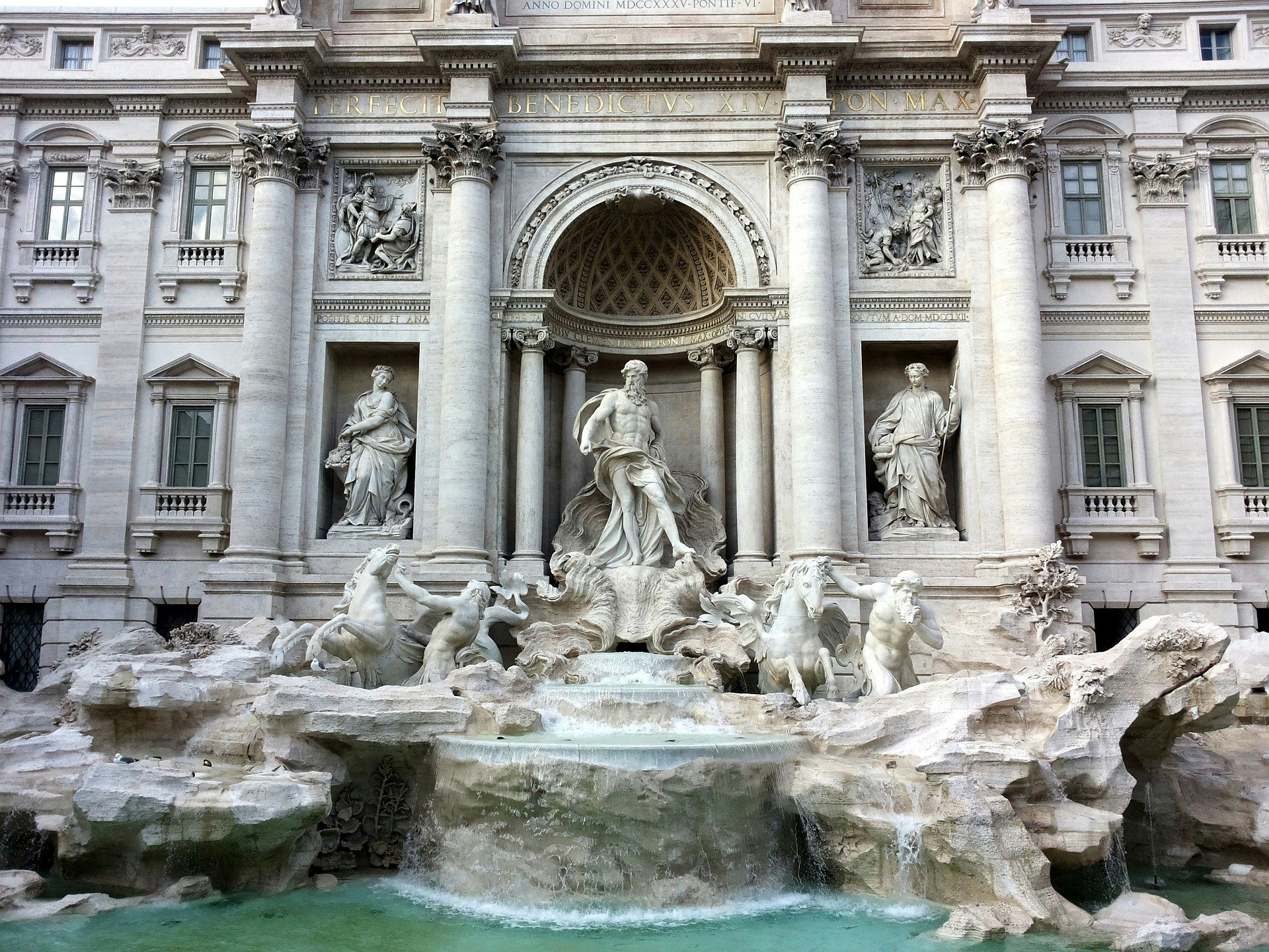 トレヴィの泉（Trevi Fountain）