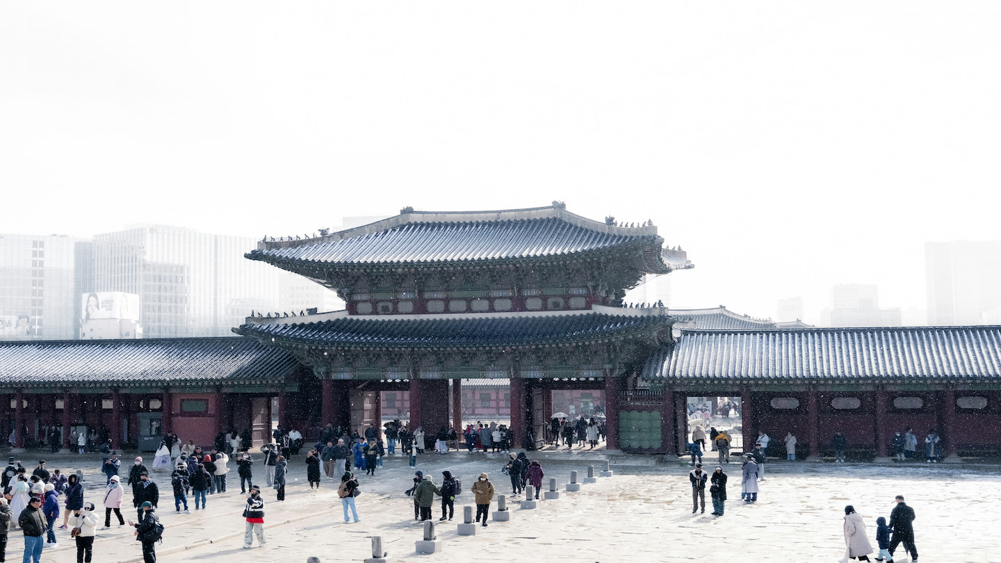 【2026年最新】ソウルの2月の気温は？おすすめの服装や持ち物を解説