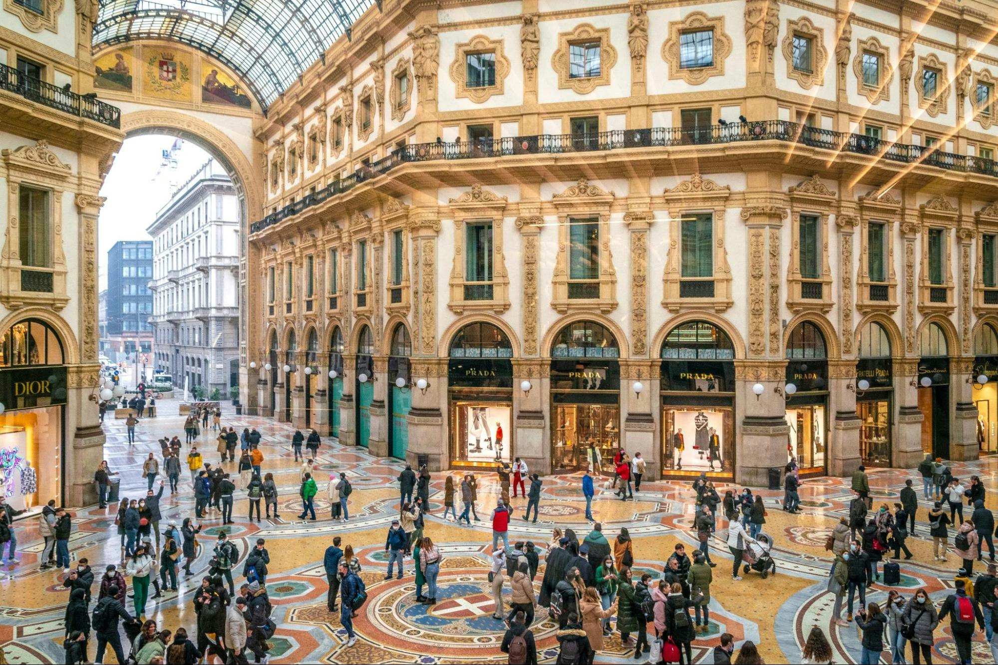 ヴィットリオ・エマヌエーレ2世のガッレリア（Galleria Vittorio Emanuele II）