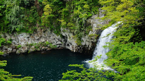 チェジュ島の天帝淵瀑布