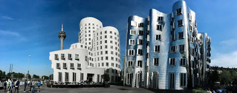 デュッセルドルフのメディエンハーフェン(MedienHafen)