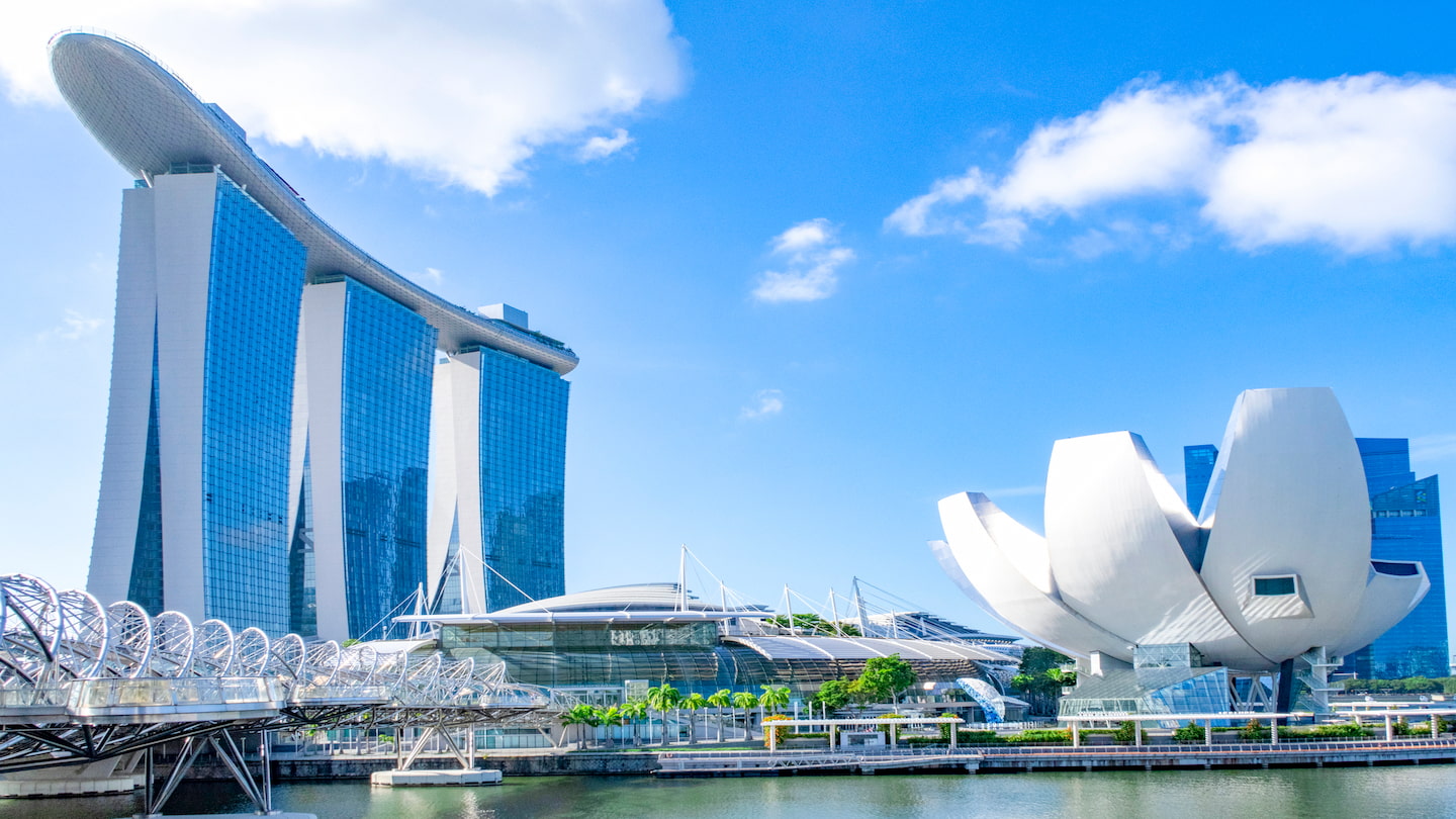 【2026年最新】シンガポールの3月の気温は？おすすめの服装や持ち物を解説