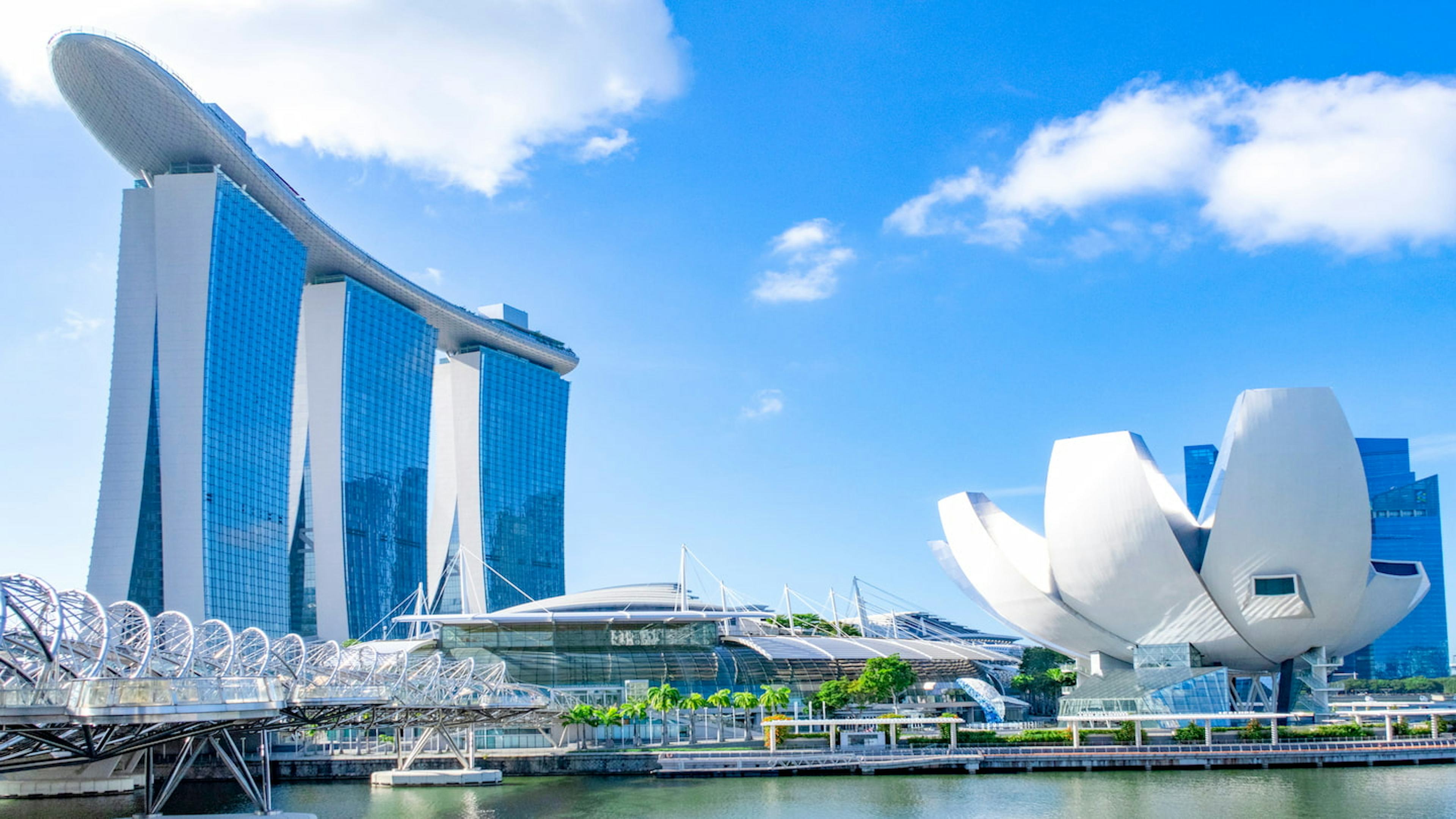 【2026年最新】シンガポールの3月の気温は？おすすめの服装や持ち物を解説