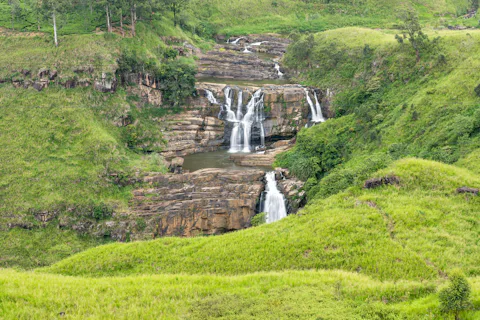 ヌワラエリヤのセントクレアの滝