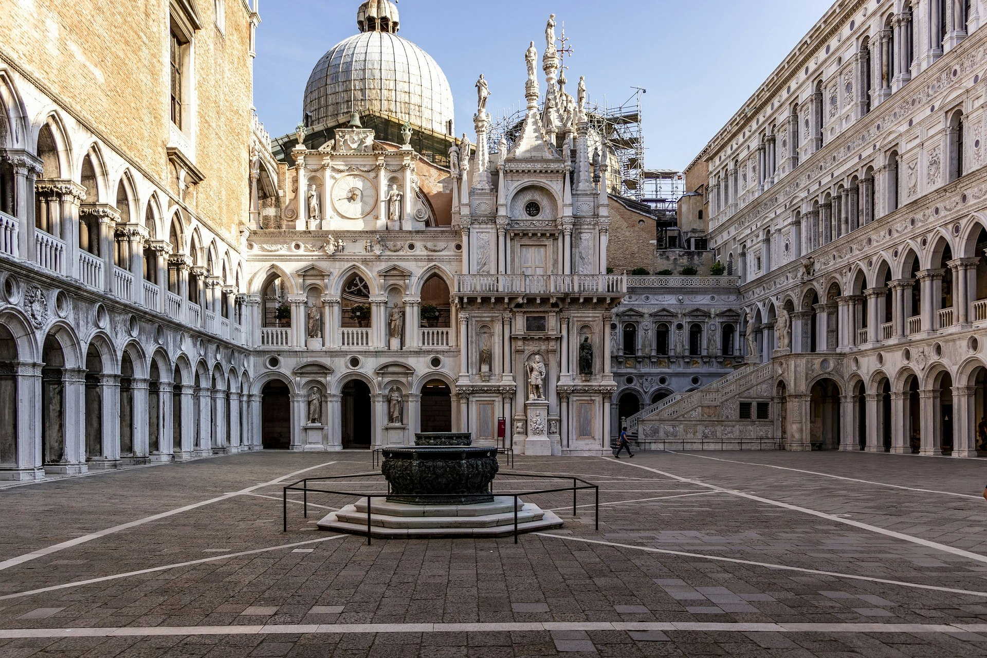 ドゥカーレ宮殿（Doge's Palace）