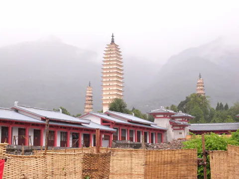 大理の崇聖寺三塔