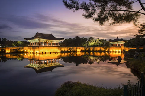 韓国の東宮と月池