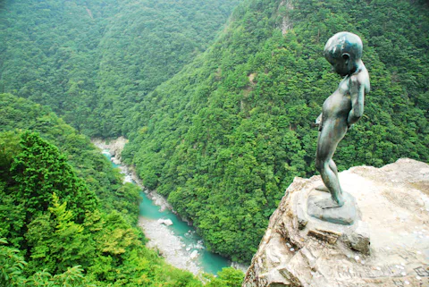 徳島の祖谷渓の小便小僧