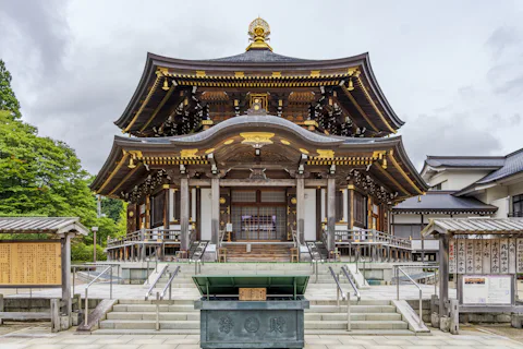 定義如来 西方寺