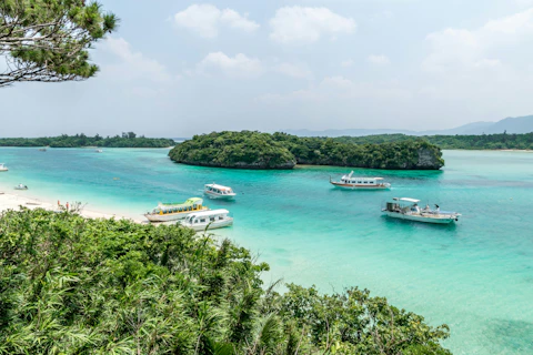 沖縄の川平湾