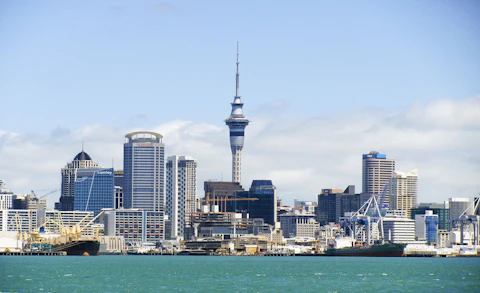 【2024年最新】ニュージーランド・オークランドの治安は？危険な場所や注意点を解説