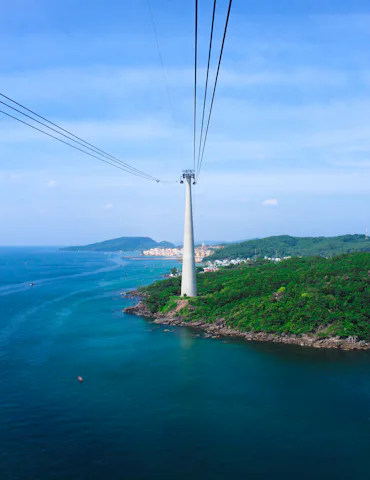 トム島