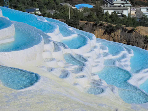 シャングリラの白水台