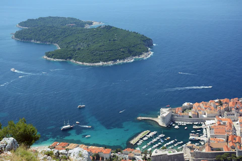 クロアチアのロクルム島
