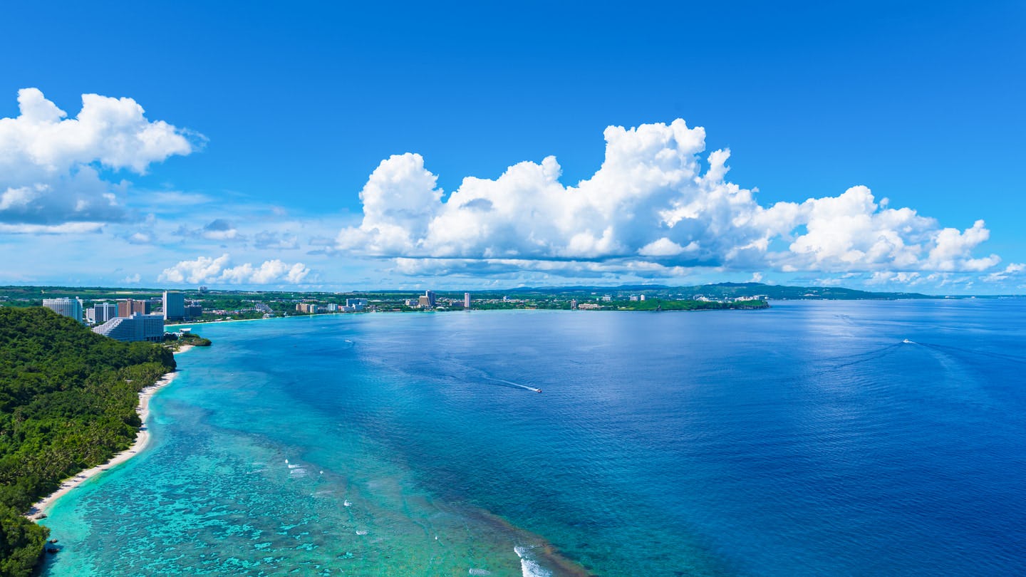 【2025年最新】グアムの3月の気温は?おすすめの服装や持ち物を解説