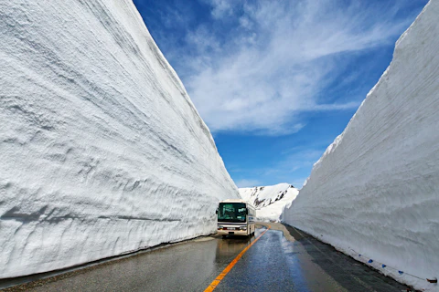 富山の雪の大谷