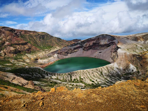 山形の御釜