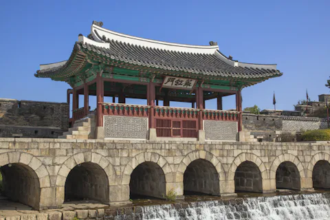 華虹門