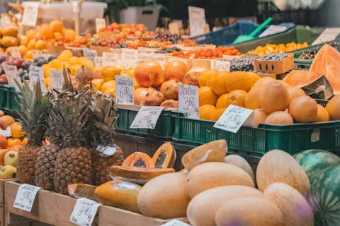 ヤーマ・トゥルグ(Balti Jaama Turg)