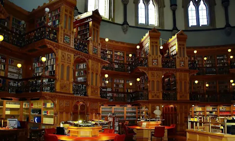 カナダ国立図書館・公文書館