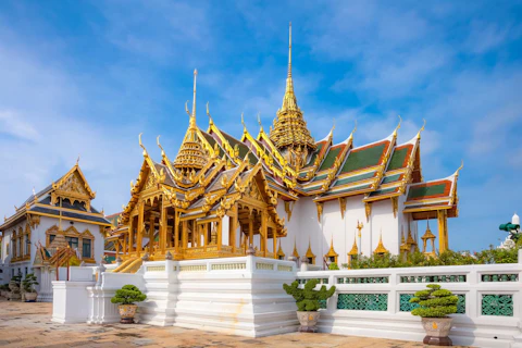 【2025年最新】タイの入国情報！審査は厳しい？渡航に必須のデジタル到着カード登録方法を解説