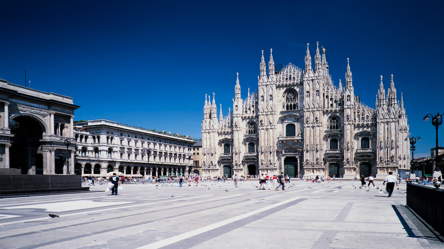 【2026年最新】イタリアの4月の気温は？おすすめの服装や持ち物を解説