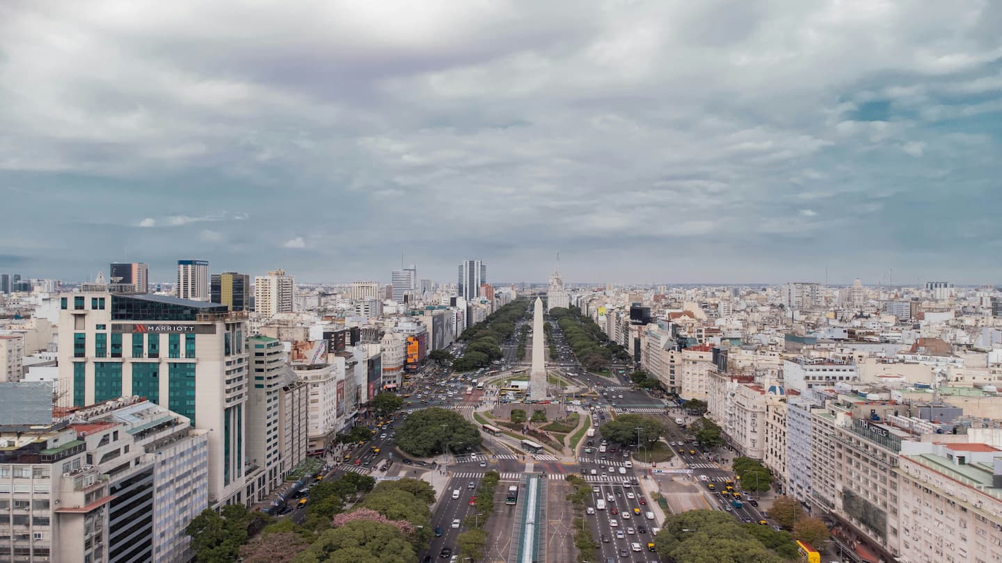 【2026年最新】アルゼンチンの2つの空港を徹底解説！エセイサ国際空港とホルヘ・ニューベリー空港