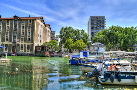 パリのサン・マルタン運河