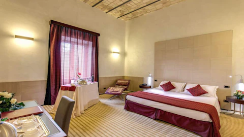 コルベ ホテル ローマは古代遺跡を望むホテル！部屋やレストランなどを紹介