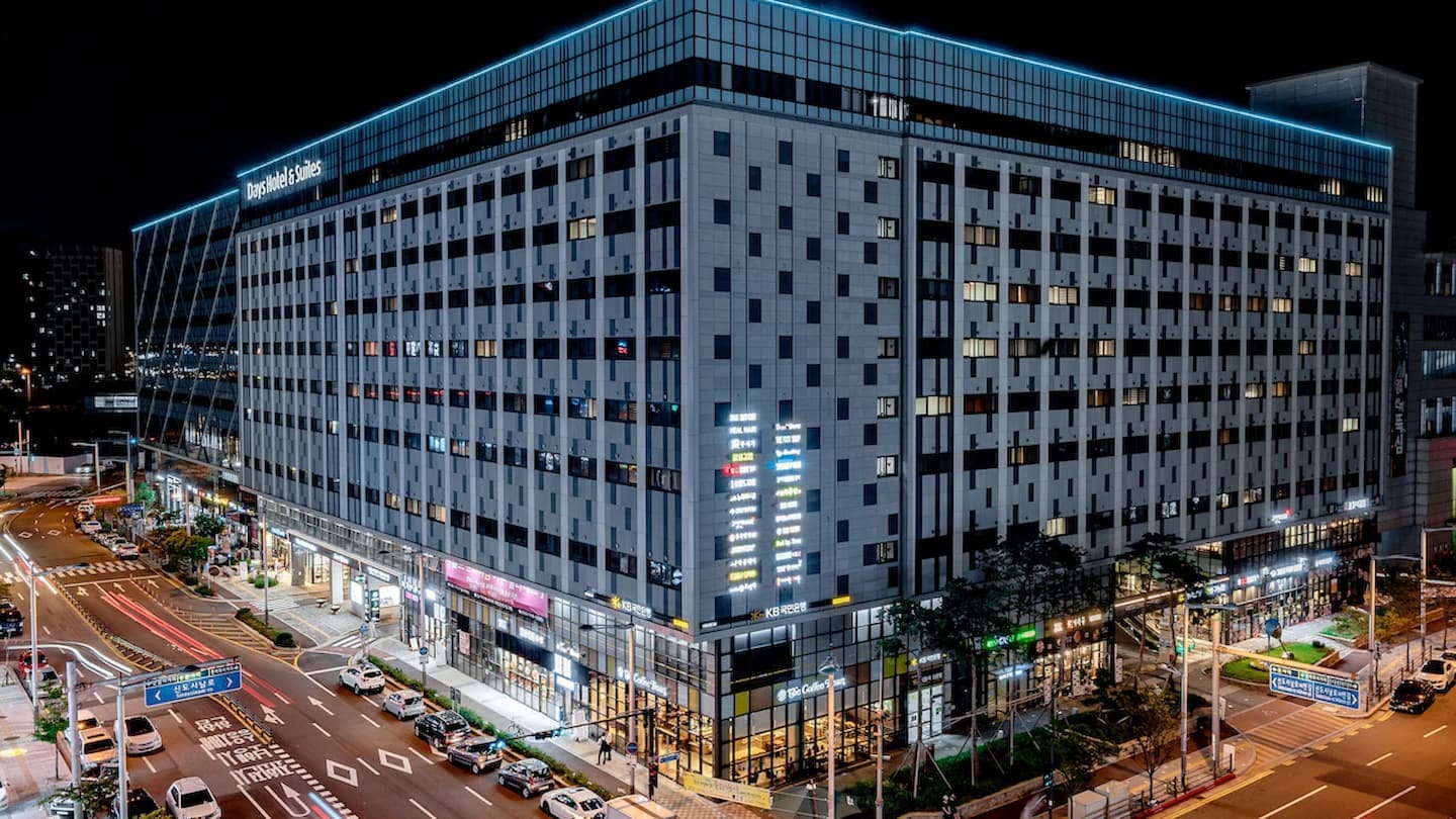 Days Hotel & Suites by Wyndham Incheon Airport