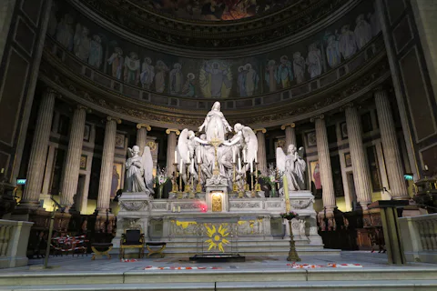 マドレーヌ寺院