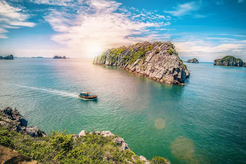 カットバ島クルーズ