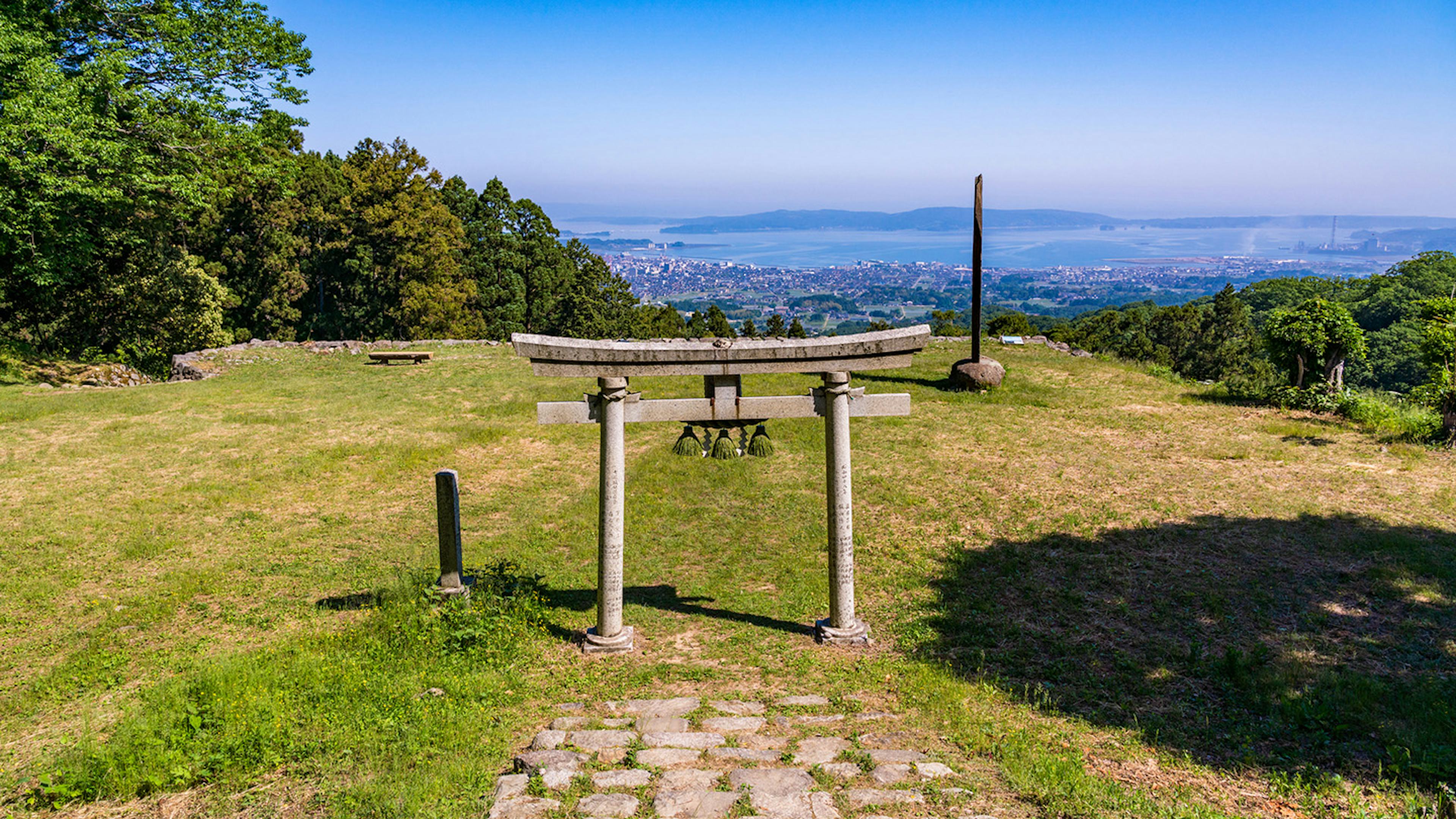 日本五大山城のひとつ「七尾城跡」絶景と歴史をめぐる旅ガイド！