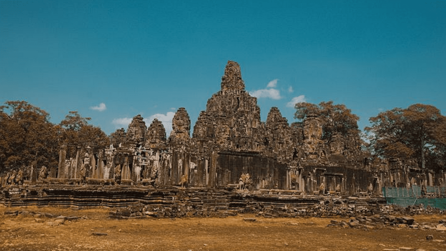 カンボジアの世界遺産！アンコール・トム観光の見どころや見学方法