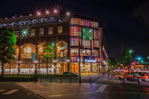 横浜ワールドポーターズ