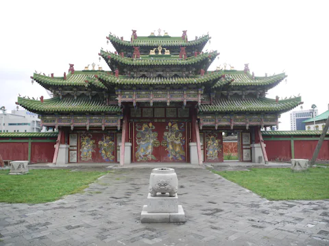 ボグドハーン宮殿博物館