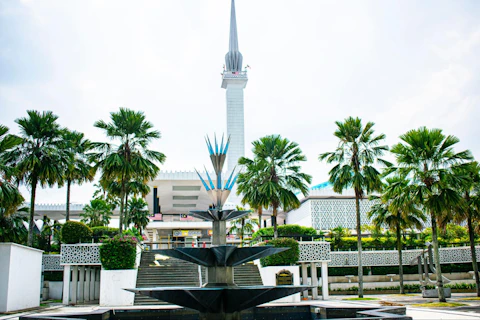 マレーシアの国立モスク（マスジッド・ネガラ）