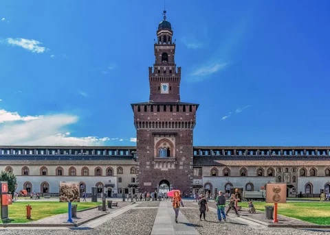 イタリアのスフォルツェスコ城