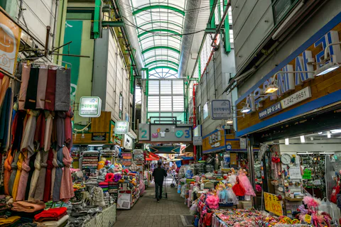 国際市場(クッチェシジャン)