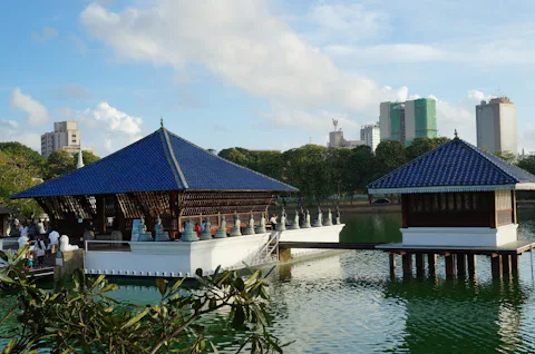 シーマ・マラカヤ寺院