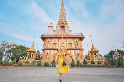 ワット・チャロン